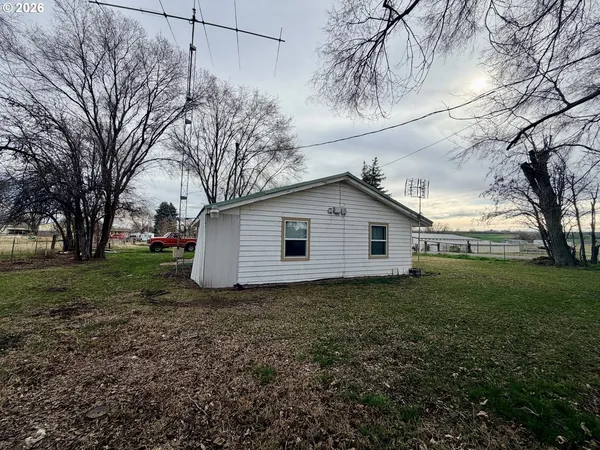 $259,000 | 32255 Baxter Road, Hermiston, OR 97838