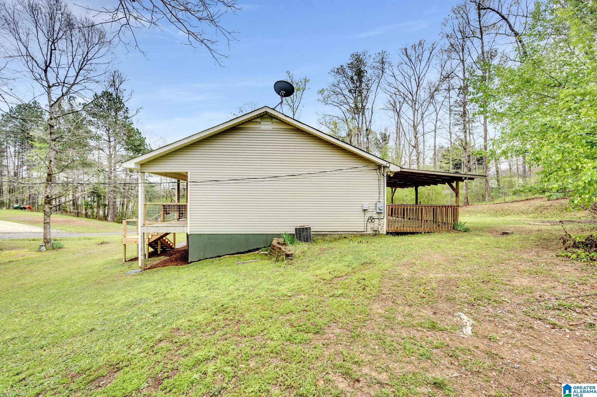 1435 Mountain Lake Road Warrior, AL 35180 - Photo 26 of 32