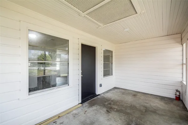 $1,725 | 4708 Los Angeles Street, Houston, TX 77026