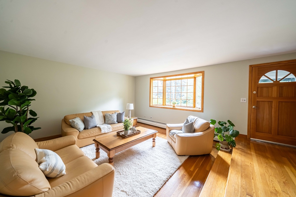 49 Eldred Street Lexington, MA 02420 - Photo 4 of 42