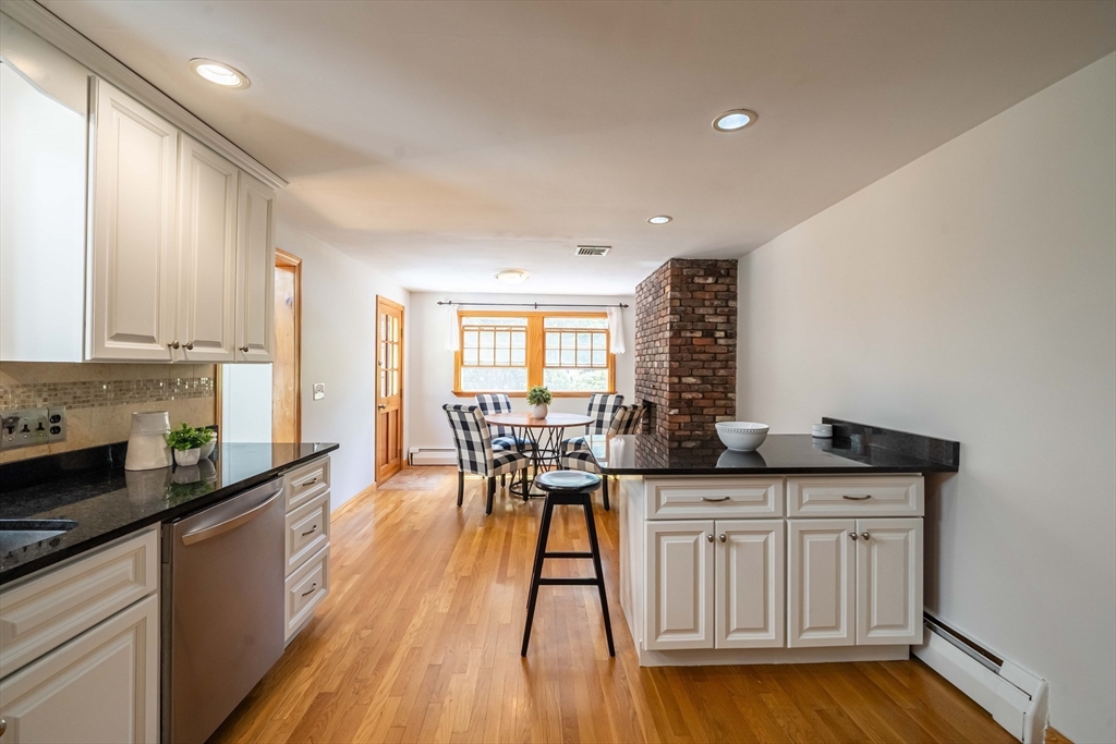 49 Eldred Street Lexington, MA 02420 - Photo 8 of 42