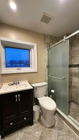$1,850 | 320 New York Avenue, Unit 3, Huntington, NY 11743