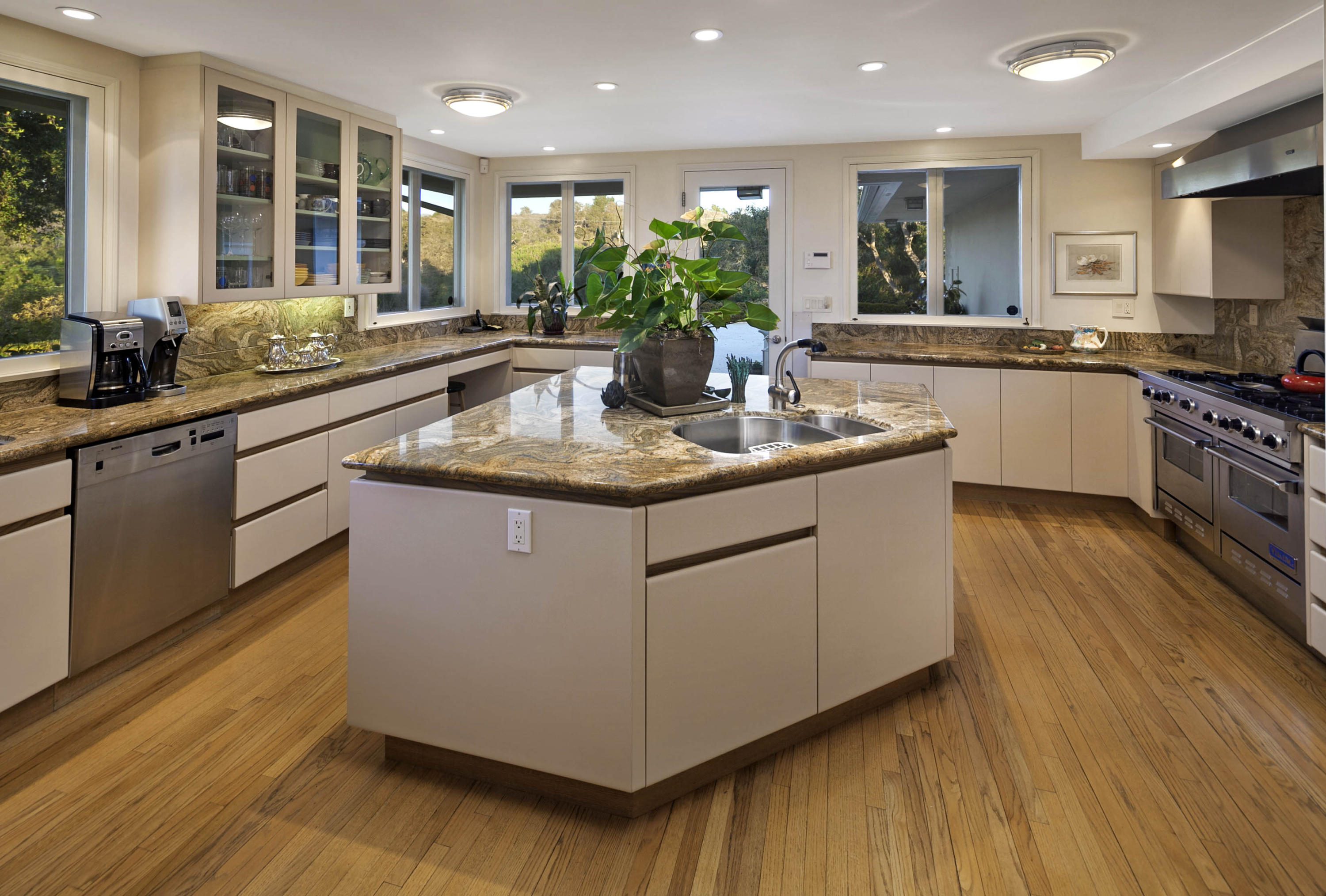980 Canon Road Santa Barbara, CA 93110 - Photo 10 of 21 Gourmet kitchen