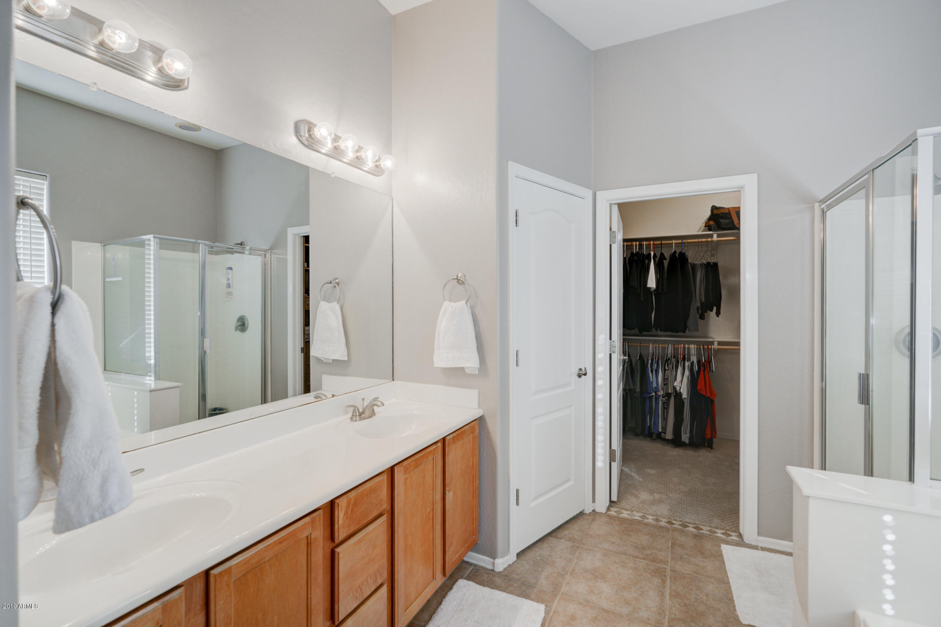 3255 East Los Altos Road Gilbert, AZ 85297 - Photo 19 of 32 Master Bathroom