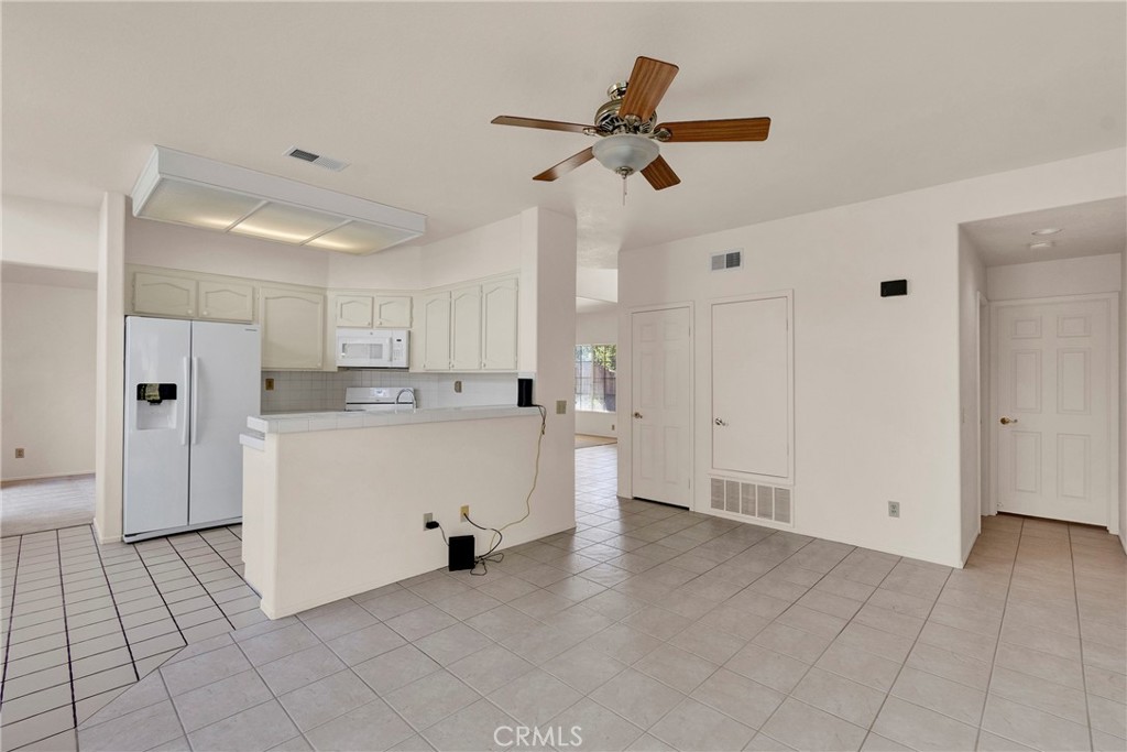 22500 Country Gate Road Moreno Valley, CA 92557 - Photo 13 of 45 Gallery Image 13