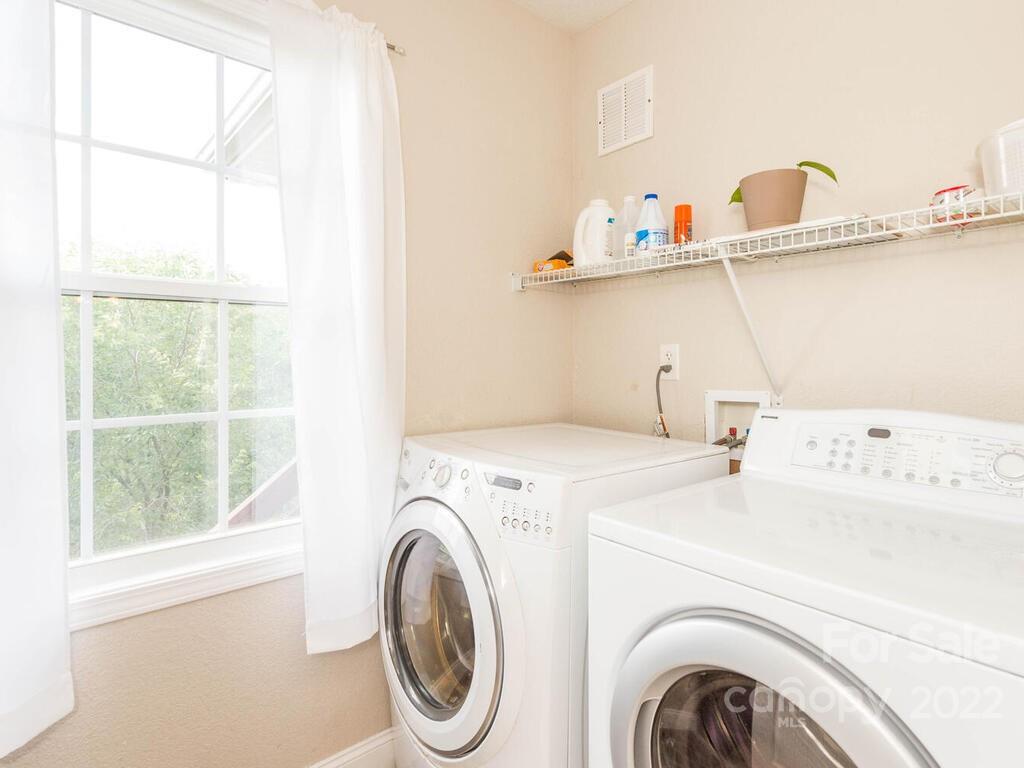 243 Scarlett Ridge Drive Marshall, NC 28753 - Photo 20 of 36 a utility room with dryer and washer