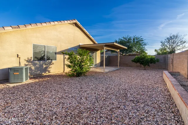 $1,975 | 524 South 88th Street, Mesa, AZ 85208