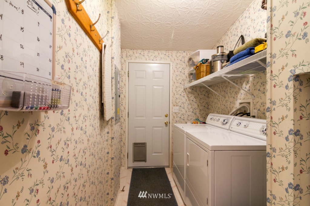 3554 Loomis Trail Road Blaine, WA 98230 - Photo 14 of 23 a utility room with a washer and dryer