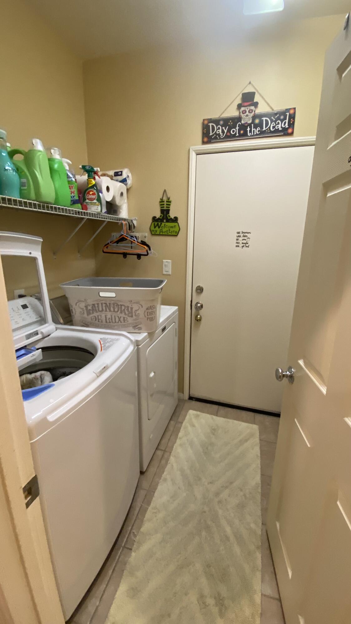 37894 Medway Street Indio, CA 92203 - Photo 20 of 27 a utility room with dryer and washer