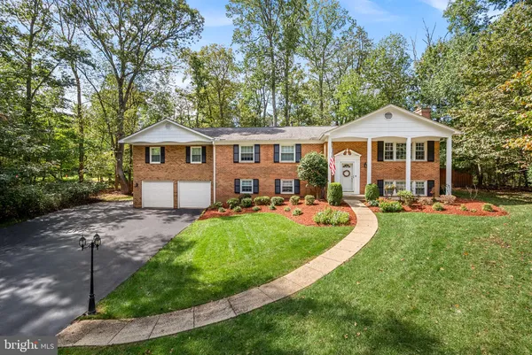 $985,000 | 2520 Fowlers Lane, Reston, VA 20191