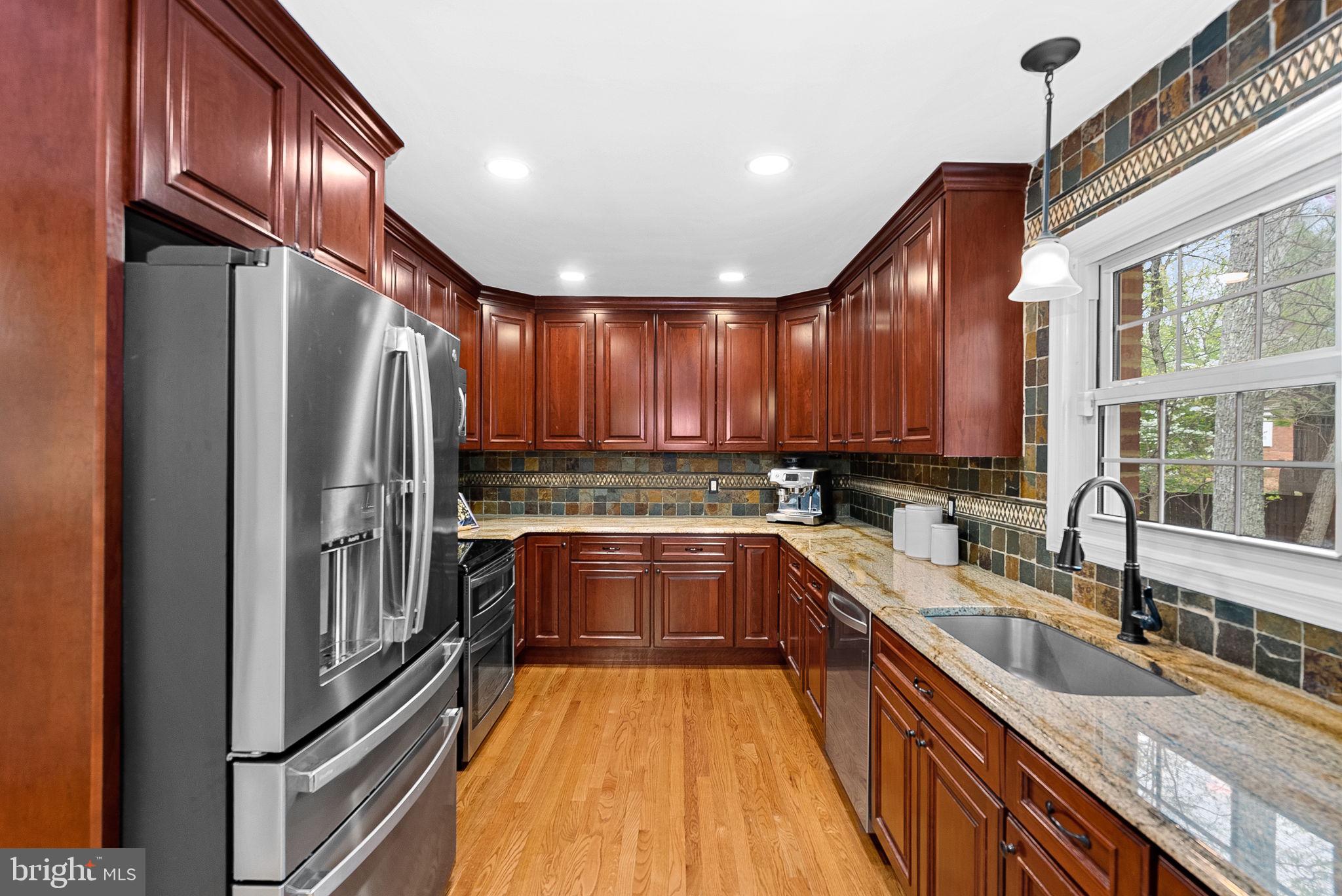 2520 Fowlers Lane Reston, VA 20191 - Photo 13 of 66 Gourmet Kitchen
