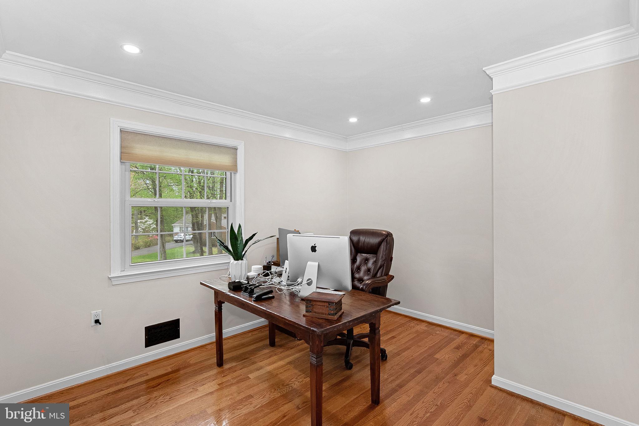 2520 Fowlers Lane Reston, VA 20191 - Photo 26 of 66 Bedroom 2