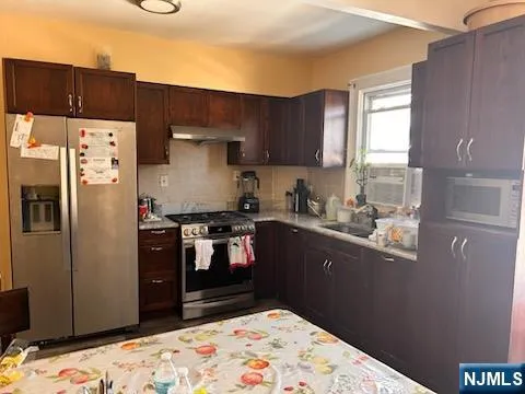 $720,000 | 90 Dewitt Place, Hackensack, NJ 07601