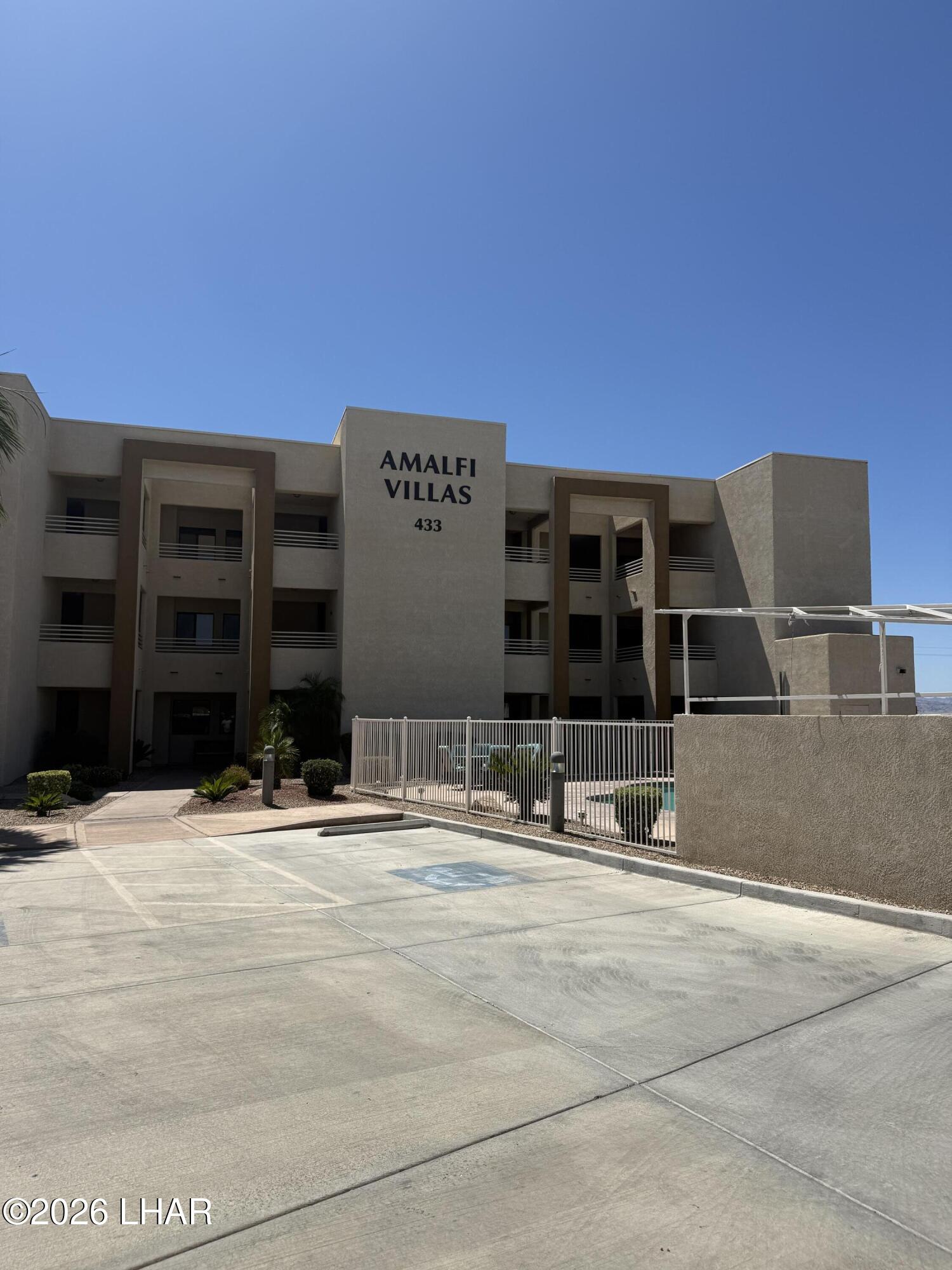 433 London Bridge Road, Unit B101 Lake Havasu City, AZ 86403 - Photo 1 of 35 a view of a building