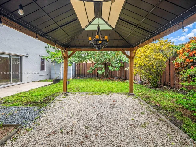 $5,000 | 15531 Southwest 54th Terrace, Miami, FL 33185