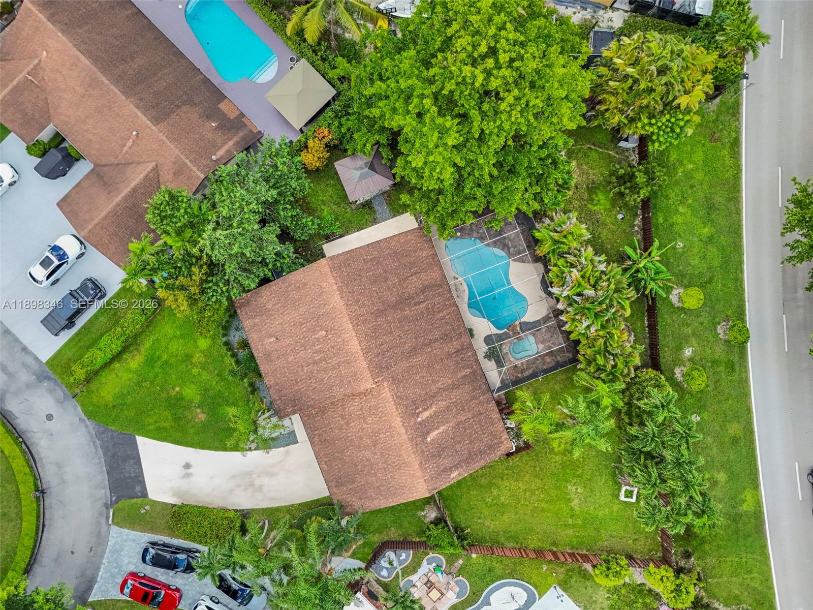 15531 Southwest 54th Terrace Miami, FL 33185 - Photo 57 of 61 an aerial view of a house