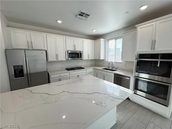 $2,650 | 945 Sycamore Falls Street, Henderson, NV 89052