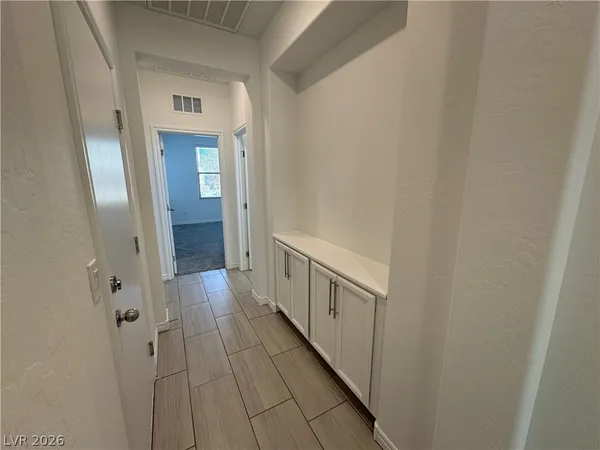 $2,650 | 945 Sycamore Falls Street, Henderson, NV 89052