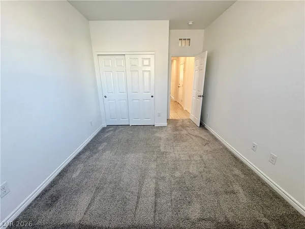 $2,650 | 945 Sycamore Falls Street, Henderson, NV 89052