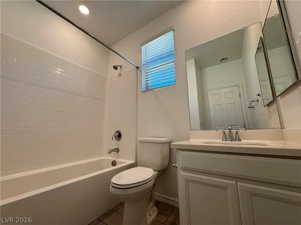 $2,650 | 945 Sycamore Falls Street, Henderson, NV 89052