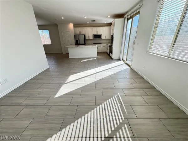 $2,650 | 945 Sycamore Falls Street, Henderson, NV 89052