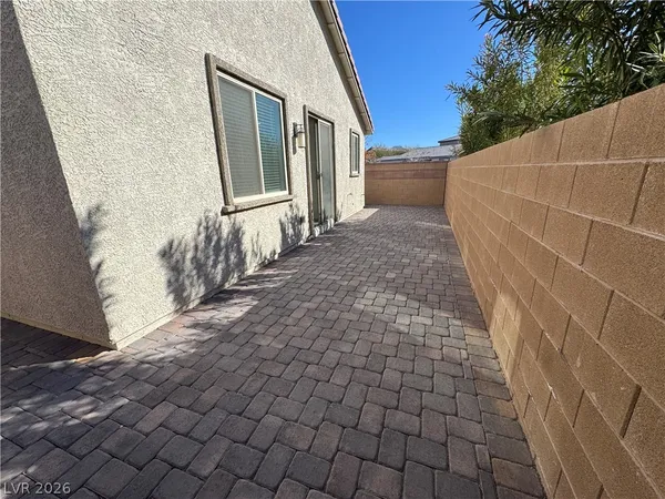 $2,650 | 945 Sycamore Falls Street, Henderson, NV 89052