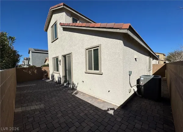 $2,650 | 945 Sycamore Falls Street, Henderson, NV 89052