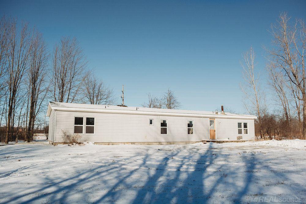 8974 Cribbins Road Jeddo, MI 48032 - Photo 12 of 12 50131586-5049F919-8EF2-40ED-A336-9ACF589E3BB9.JPG
