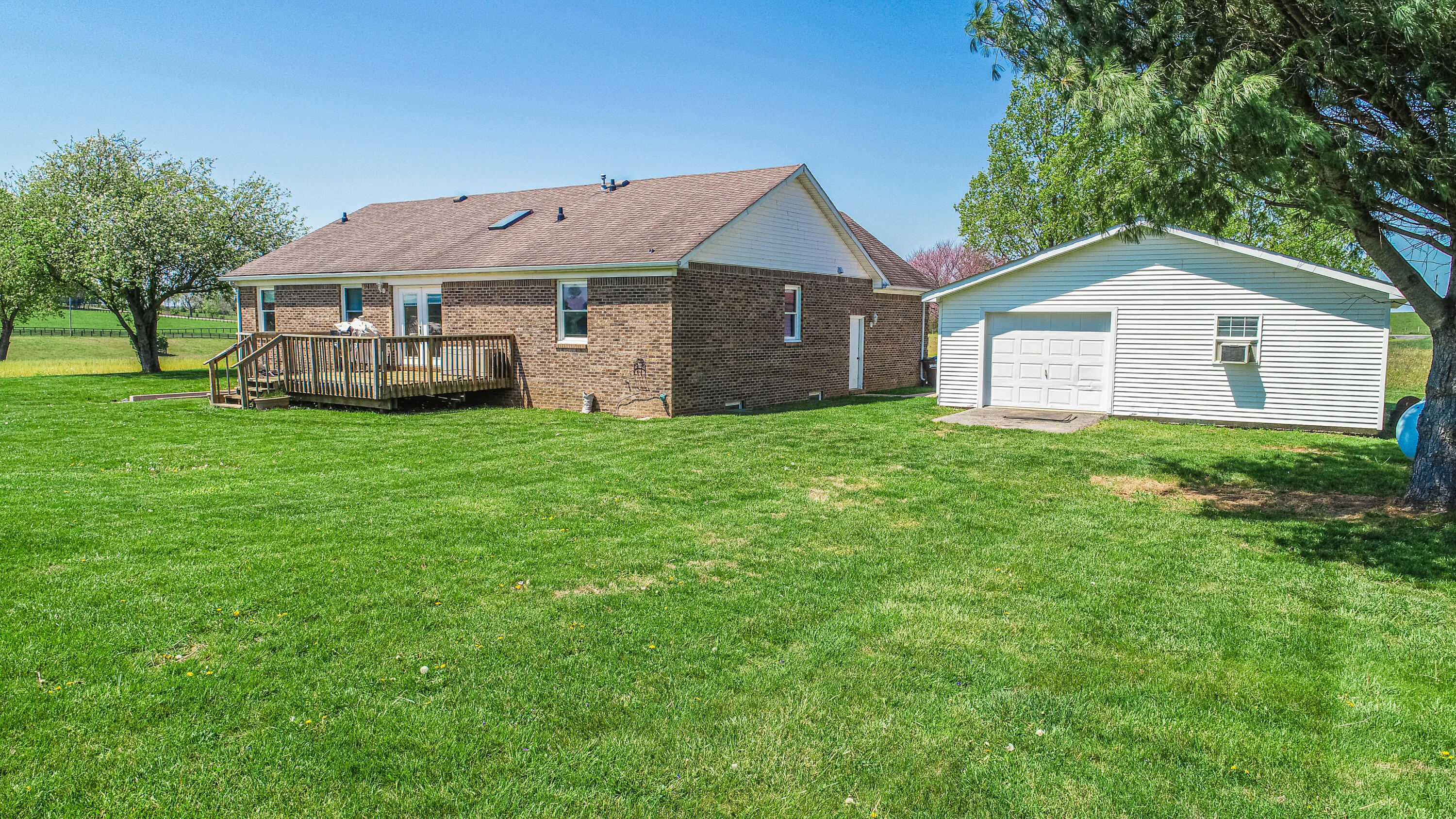 1148 Clay Kiser Road Paris, KY 40361 - Photo 11 of 44 DJI_0070