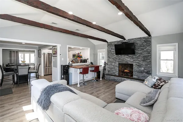 $809,000 | 1481 North Meadow Road, Merrick, NY 11566