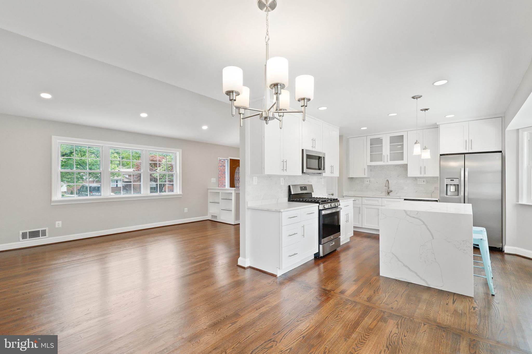 11512 Yates Street Silver Spring, MD 20902 - Photo 6 of 29 Gallery Image 6