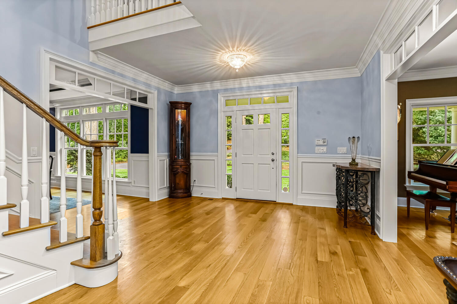 29 Old Oak Road Darien, CT 06820 - Photo 3 of 31 a view of empty room with wooden floor