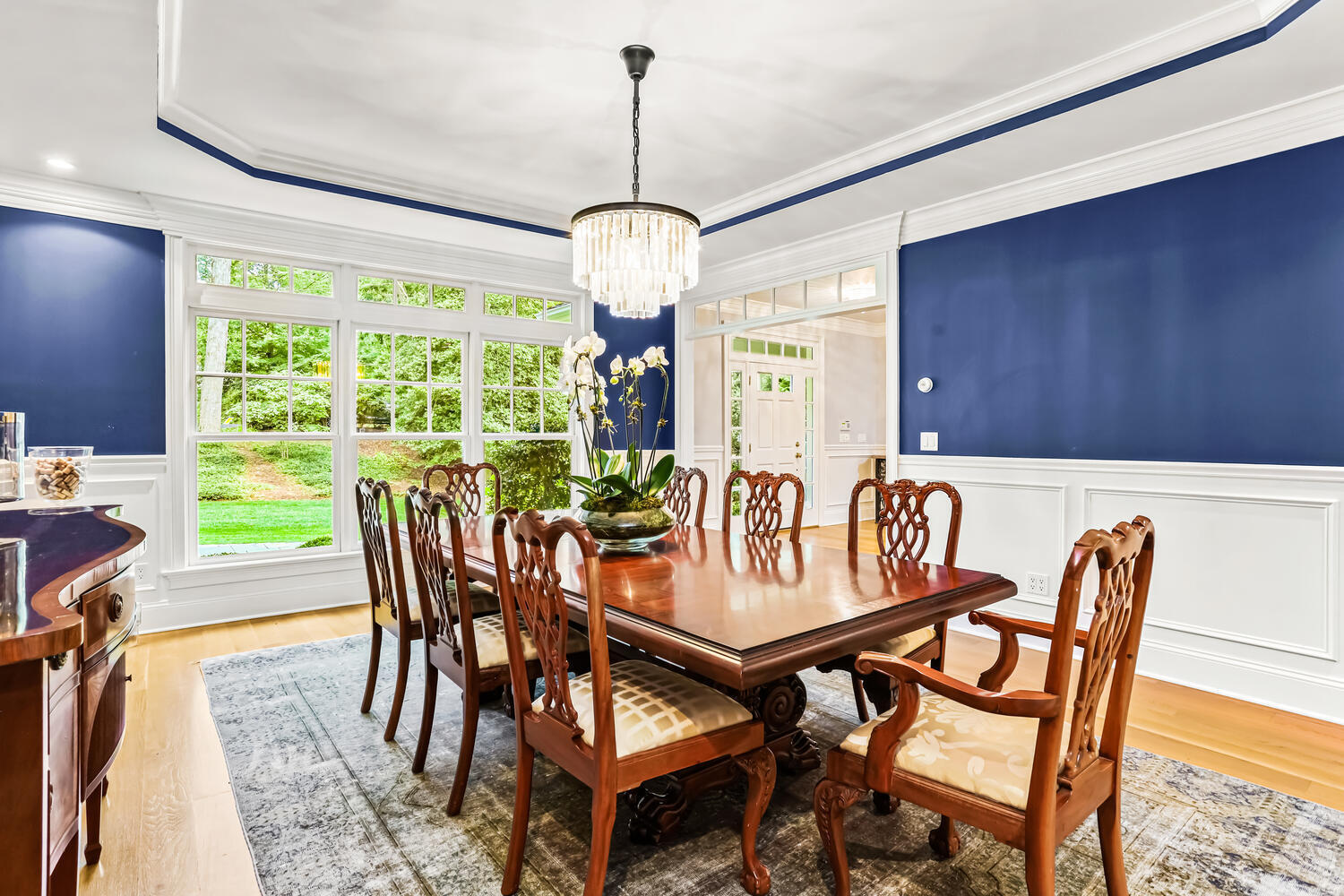 29 Old Oak Road Darien, CT 06820 - Photo 6 of 31 a view of a dining room with furniture window and outside view