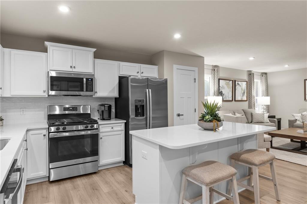 10 Maple Hill Washington, PA 15301 - Photo 4 of 38
