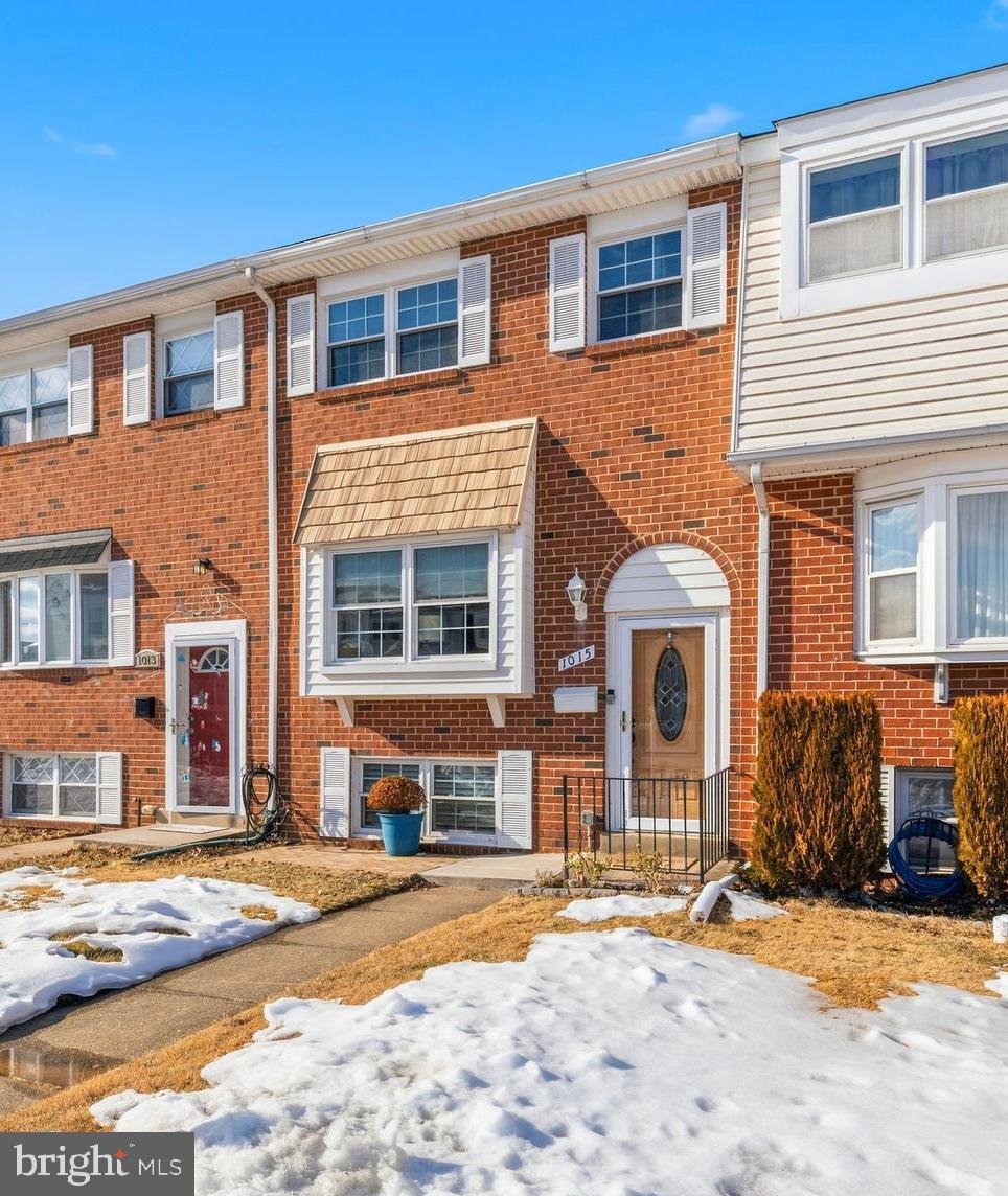 1015 Stormont Circle Halethorpe, MD 21227 - Photo 2 of 25