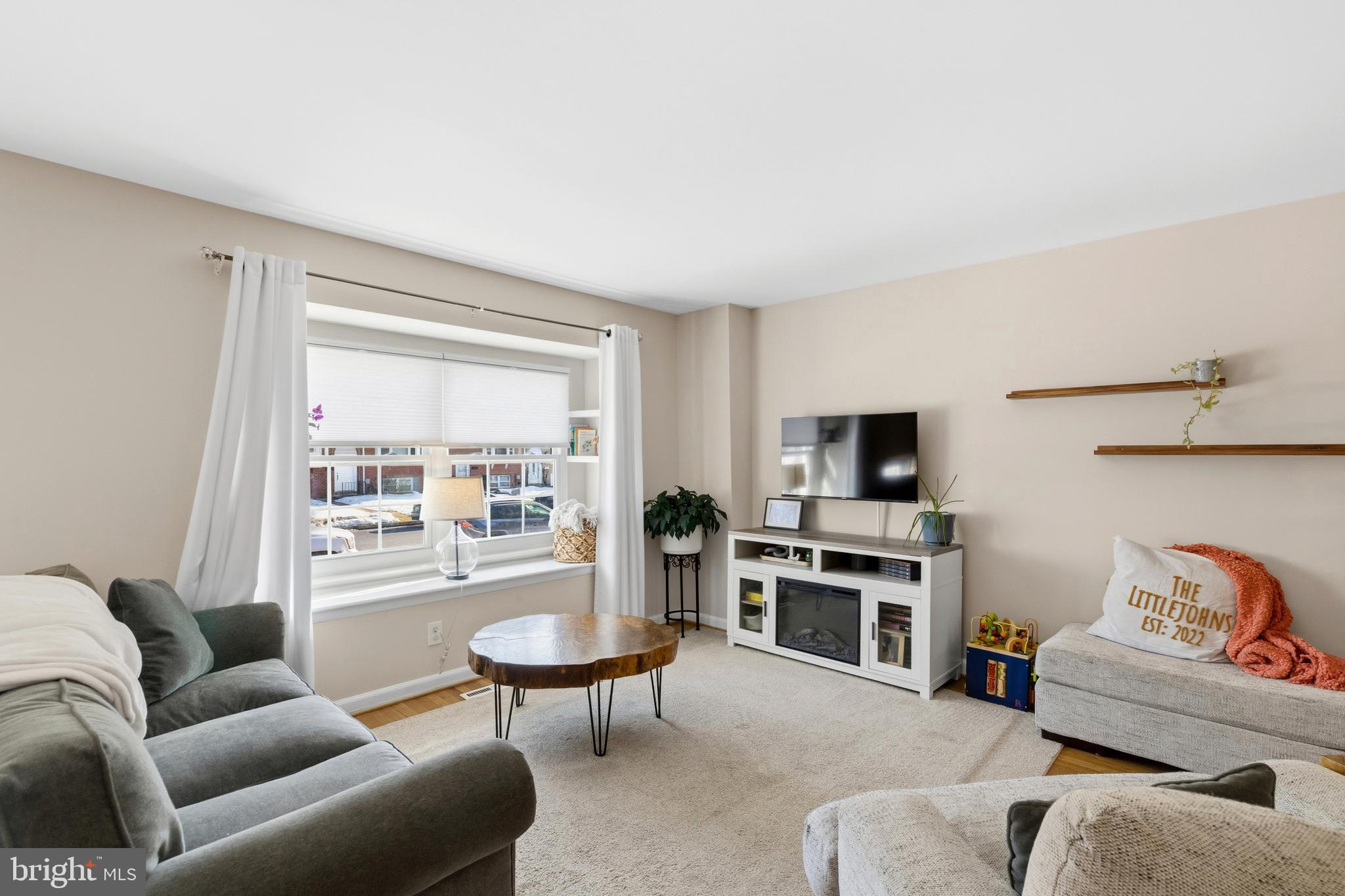 1015 Stormont Circle Halethorpe, MD 21227 - Photo 4 of 25