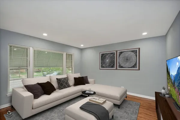 $314,900 | 3904 West 58th Place, Chicago, IL 60629