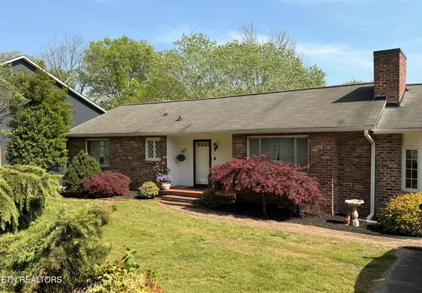 $499,900 | 2802 Mineral Springs Avenue, Knoxville, TN 37917