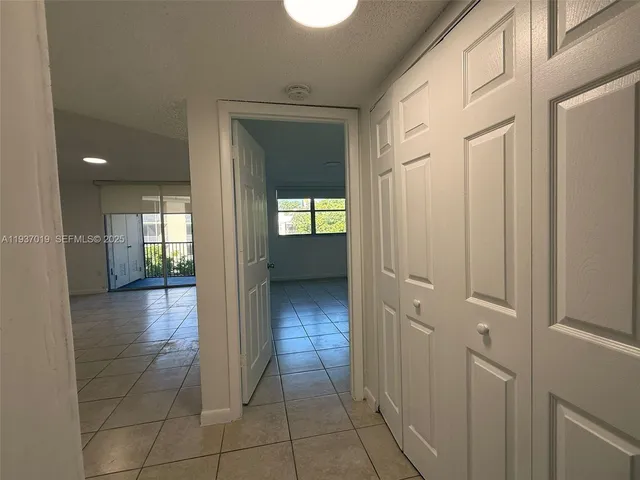 $1,950 | 8343 Lake Drive, Unit 405, Doral, FL 33166