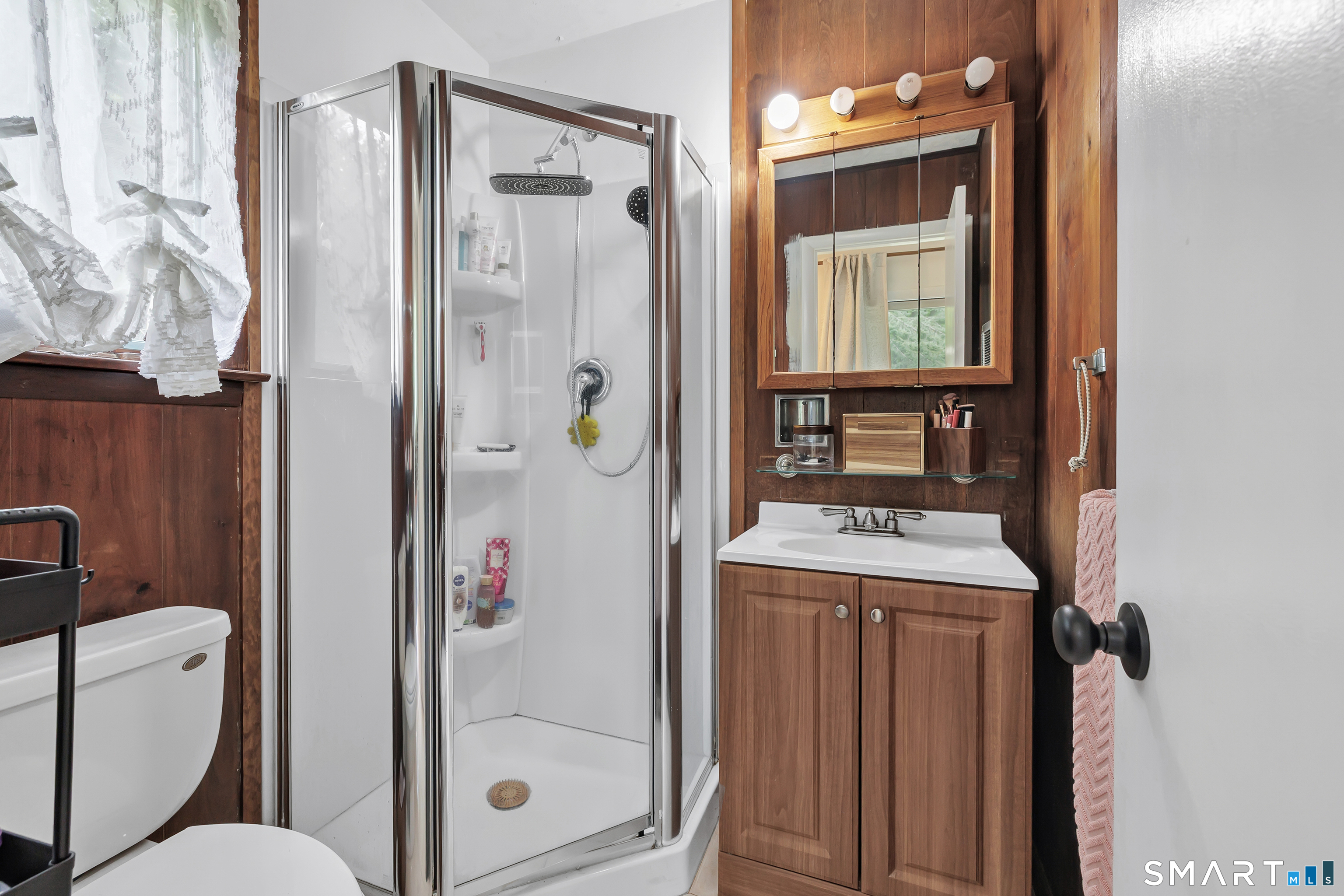 75 Crestwood Road Bethany, CT 06524 - Photo 35 of 38 Gallery Image 35