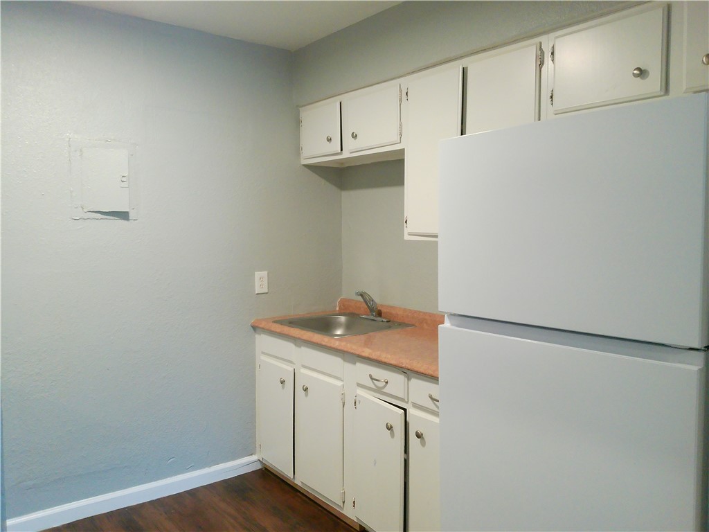 2026 Waldron Road, Unit 210 Corpus Christi, TX 78418 - Photo 4 of 9