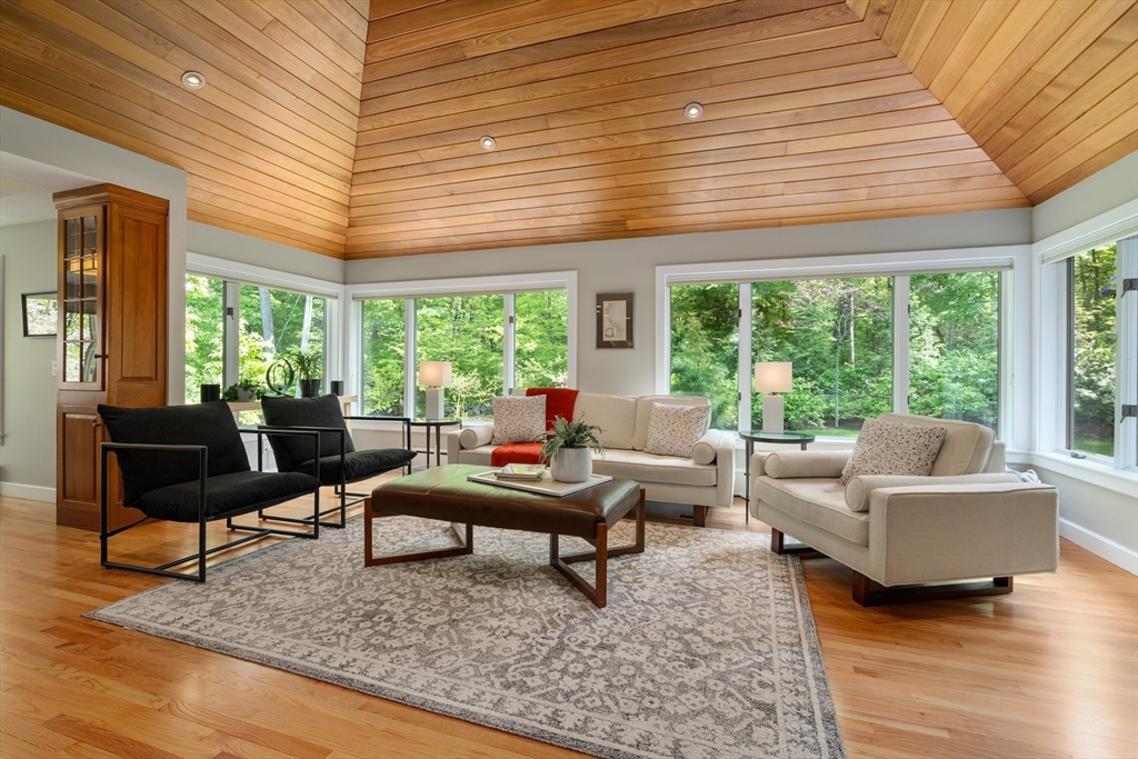 177 Plympton Road Sudbury, MA 01776 - Photo 11 of 40