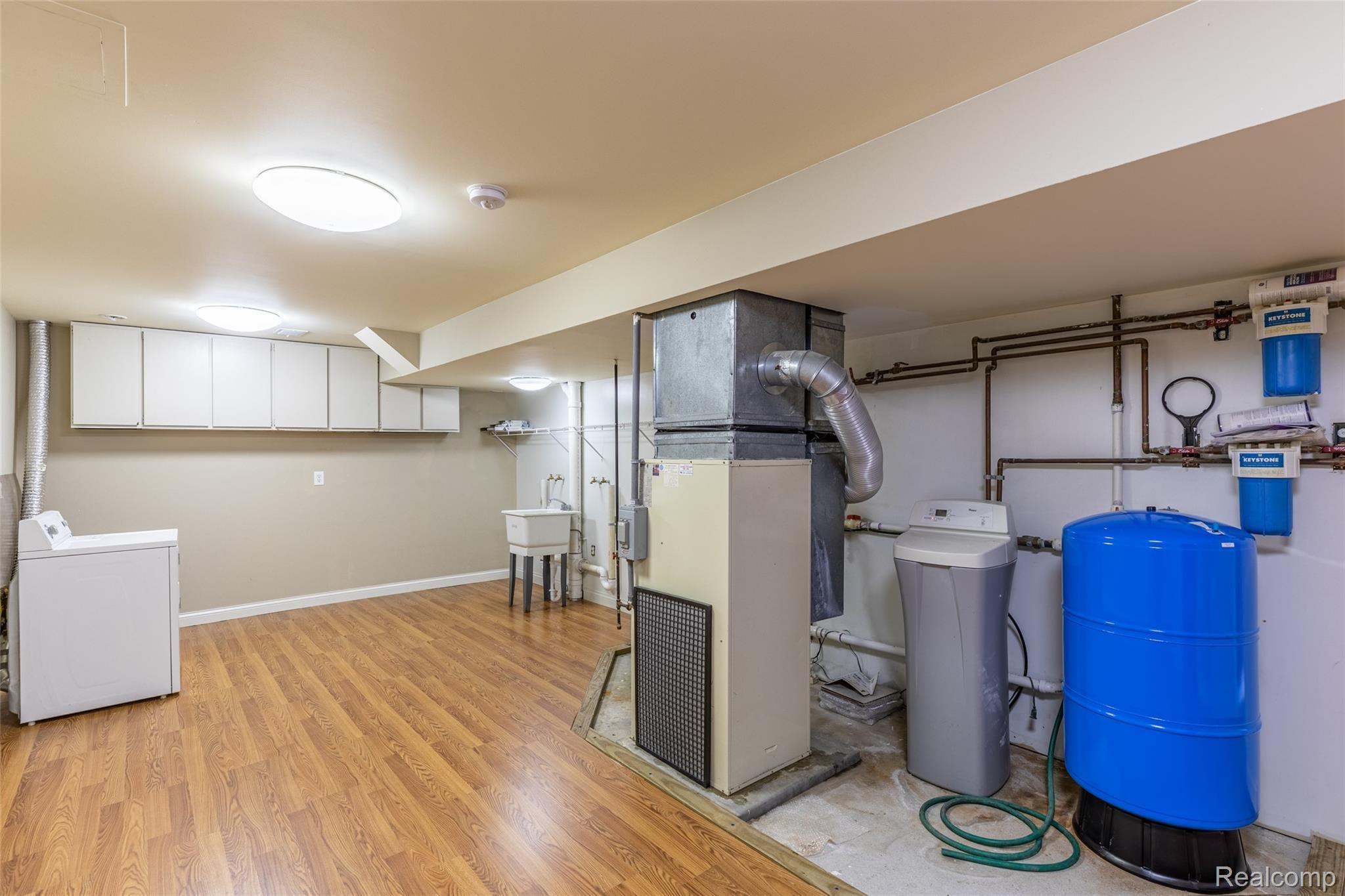 5510 Van Orden Road Webberville, MI 48892 - Photo 42 of 70 48.LowerLevel
