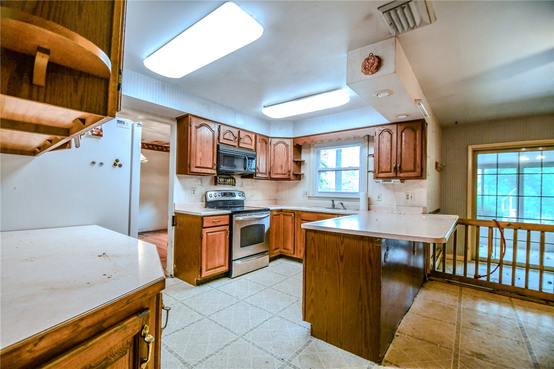7020 Chambersburg Road Huber Heights, OH 45424 - Photo 7 of 25