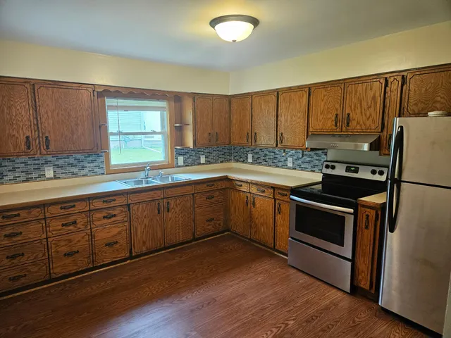 $219,900 | 641 2nd Street, Holdingford, MN 56340