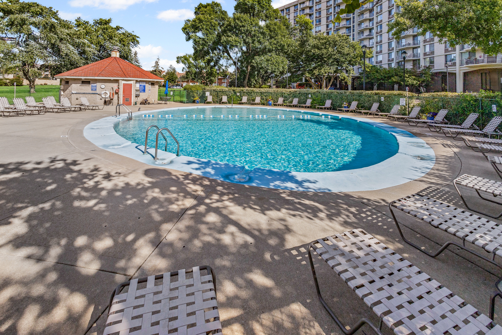 20 North Tower Road, Unit 1N Oak Brook, IL 60523 - Photo 20 of 20 Gallery Image 20