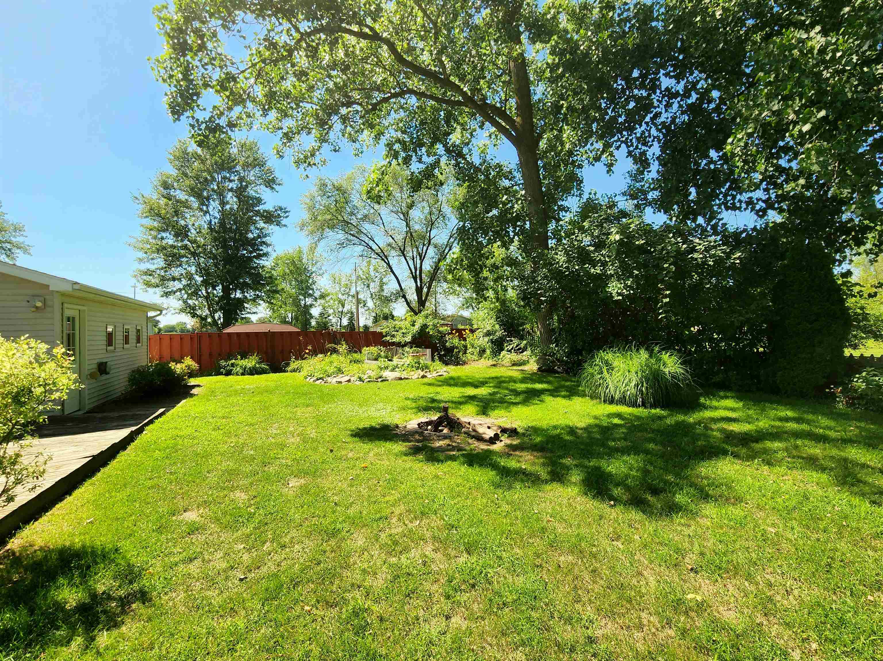 1190 Cheesman Road St. Louis, MI 48880 - Photo 33 of 35 1903717-32.JPG