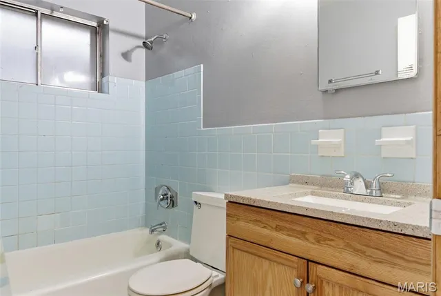 $94,900 | 8784 Darnell Place, Jennings, MO 63136