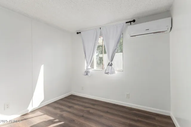 $45,000 | 2605 West Van Buren Street, Unit 62, Phoenix, AZ 85009