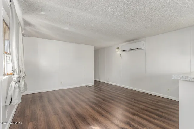 $45,000 | 2605 West Van Buren Street, Unit 62, Phoenix, AZ 85009